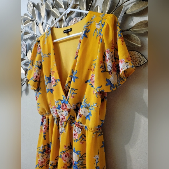 🍒 As U Wish Boho Floral Day Dress size Large - Picture 11 of 13